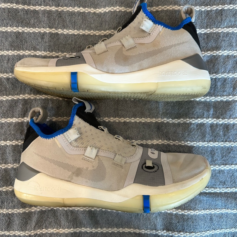 Kobe Ad Vast Grey/Moon Particle Size 9.5 - image 1